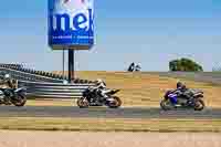 donington-no-limits-trackday;donington-park-photographs;donington-trackday-photographs;no-limits-trackdays;peter-wileman-photography;trackday-digital-images;trackday-photos